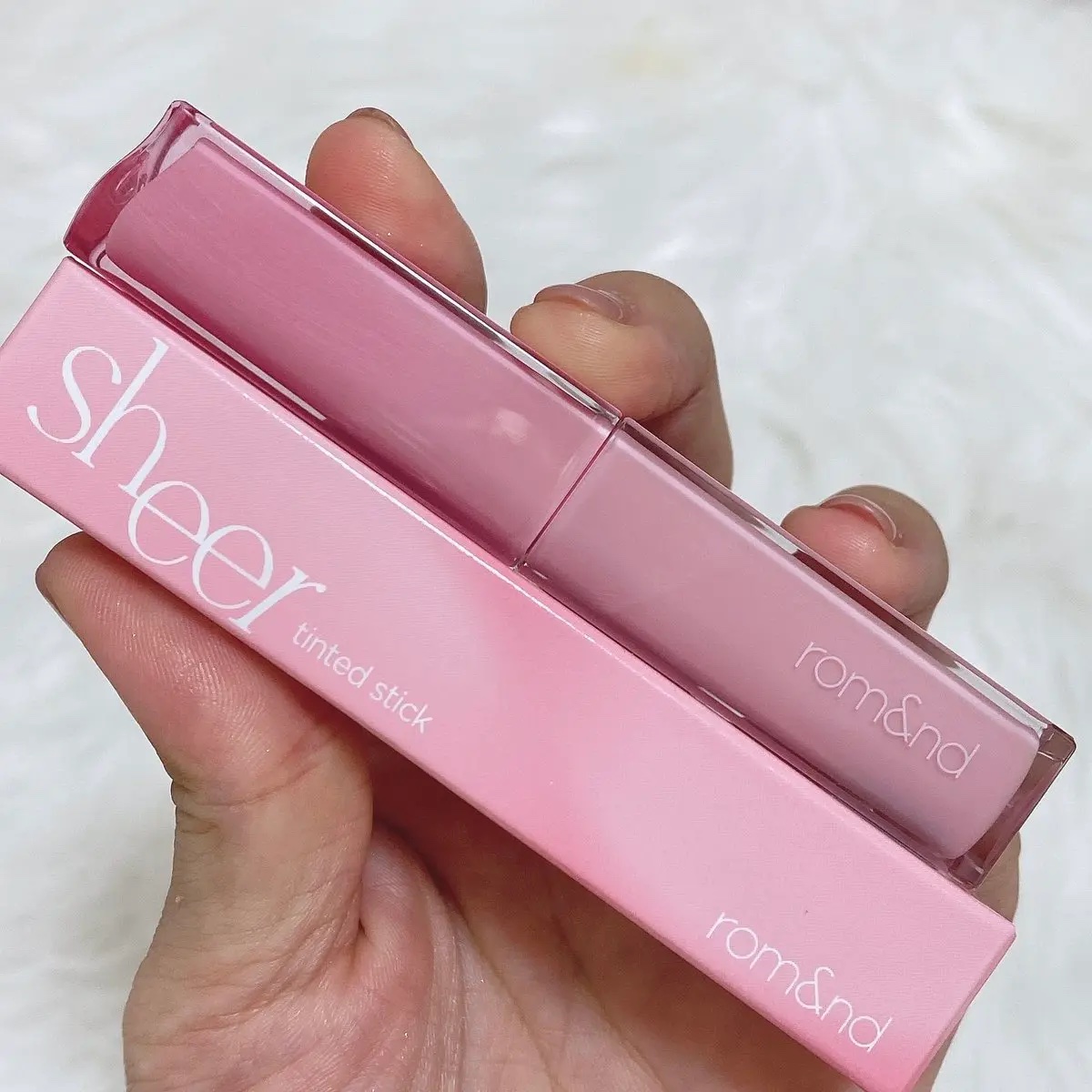 シアーティンテッドスティック/rom&nd/口紅を使ったクチコミ（2枚目）
