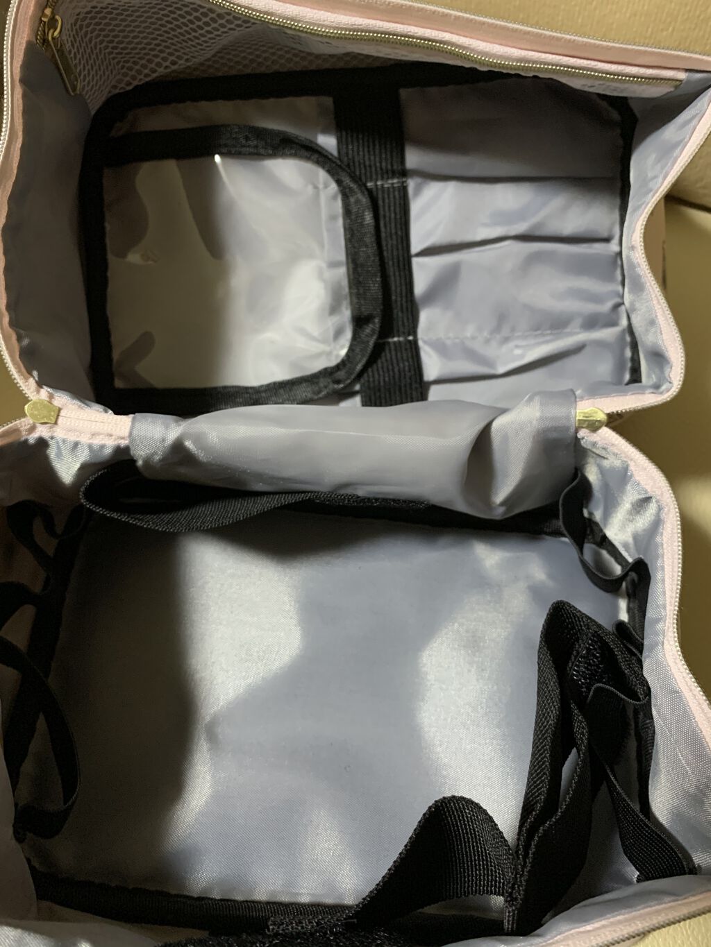 BIGレザーポーチ/b idol/化粧ポーチを使ったクチコミ（3枚目）