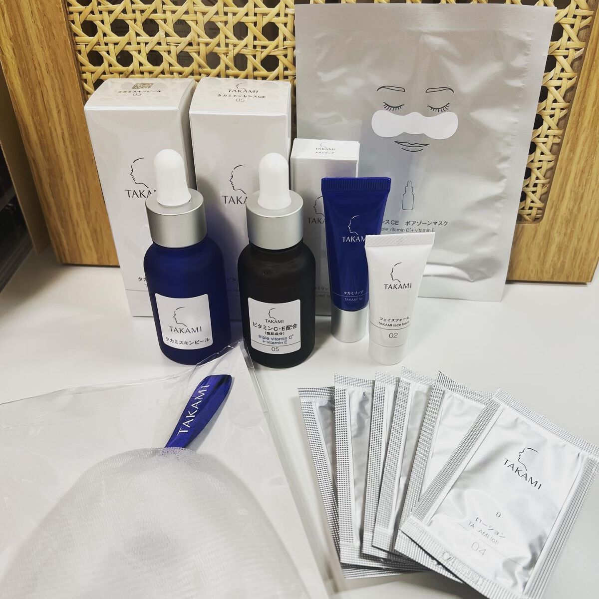 アイムユアヒーロー/SISI/クレンジングウォーターを使ったクチコミ（2枚目）