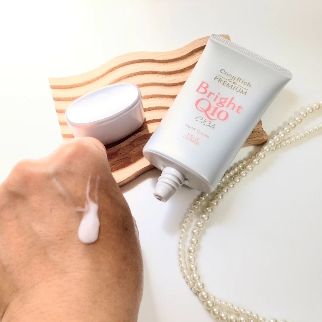 コエンリッチ ザ プレミアム ライトアップ モイストガード ハンドクリーム/コエンリッチQ10/ハンドクリームを使ったクチコミ（2枚目）