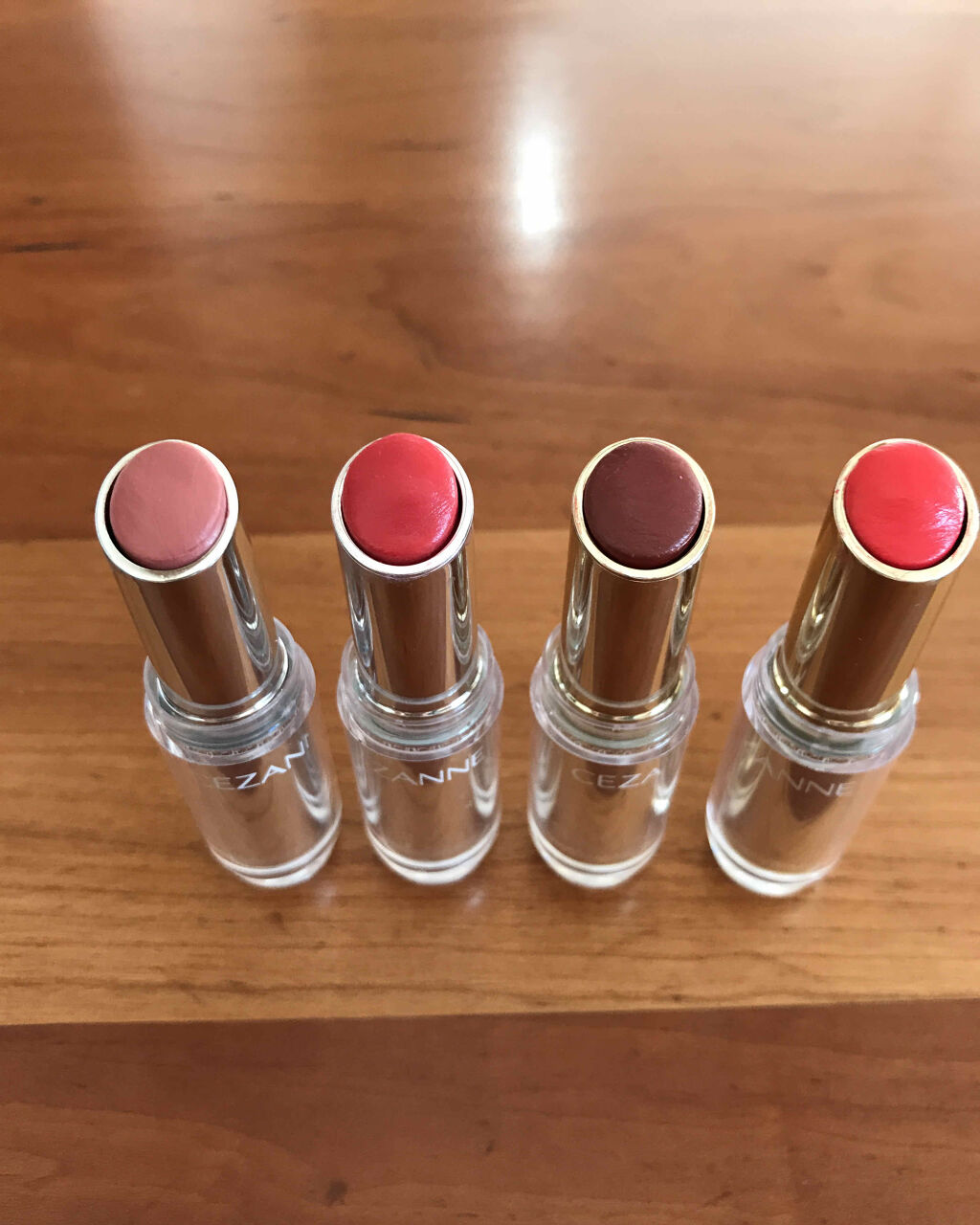 ラスティンググロスリップ/CEZANNE/口紅を使ったクチコミ（2枚目）