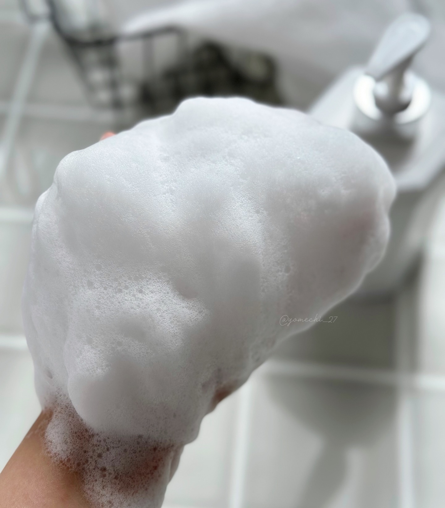 パフュームボディローション リリィムスクホワイトティー/TEABLESS/ボディローションを使ったクチコミ（3枚目）