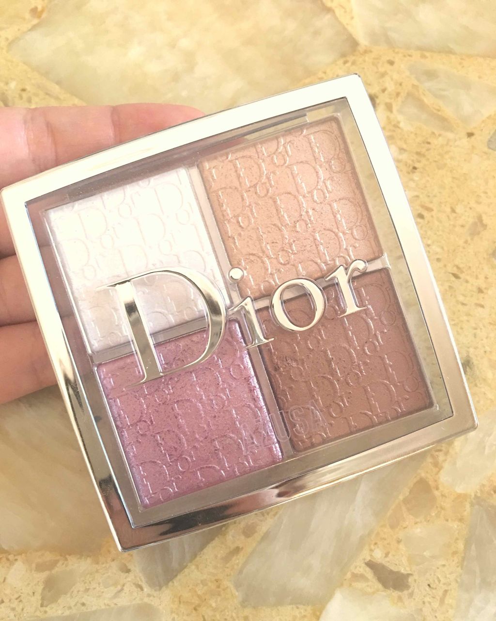 ディオール バックステージ フェイス グロウ パレット/Dior/ハイライトを使ったクチコミ(1枚目)