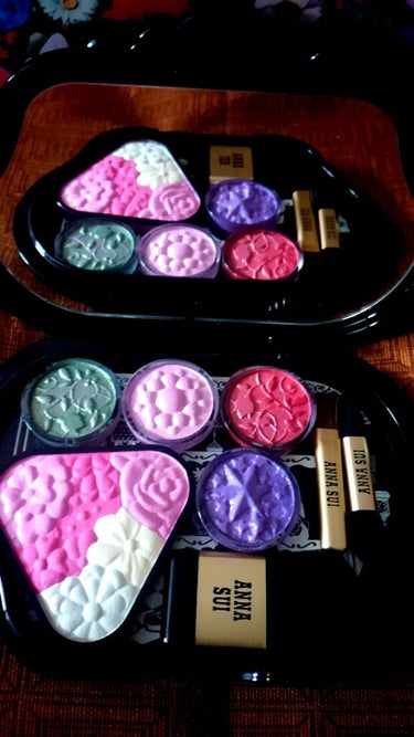 ANNA SUI ハンドバッグ メイクアップ パレットのクチコミ「こんばんは！あやめですー♥＊

さて、今日からちまちま昨日の詳細をレビューしていきます！

今.....」（2枚目）