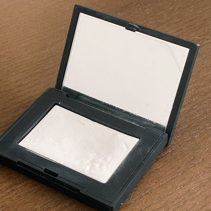ライトリフレクティングセッティングパウダー プレスト N/NARS/プレストパウダーを使ったクチコミ(2枚目)