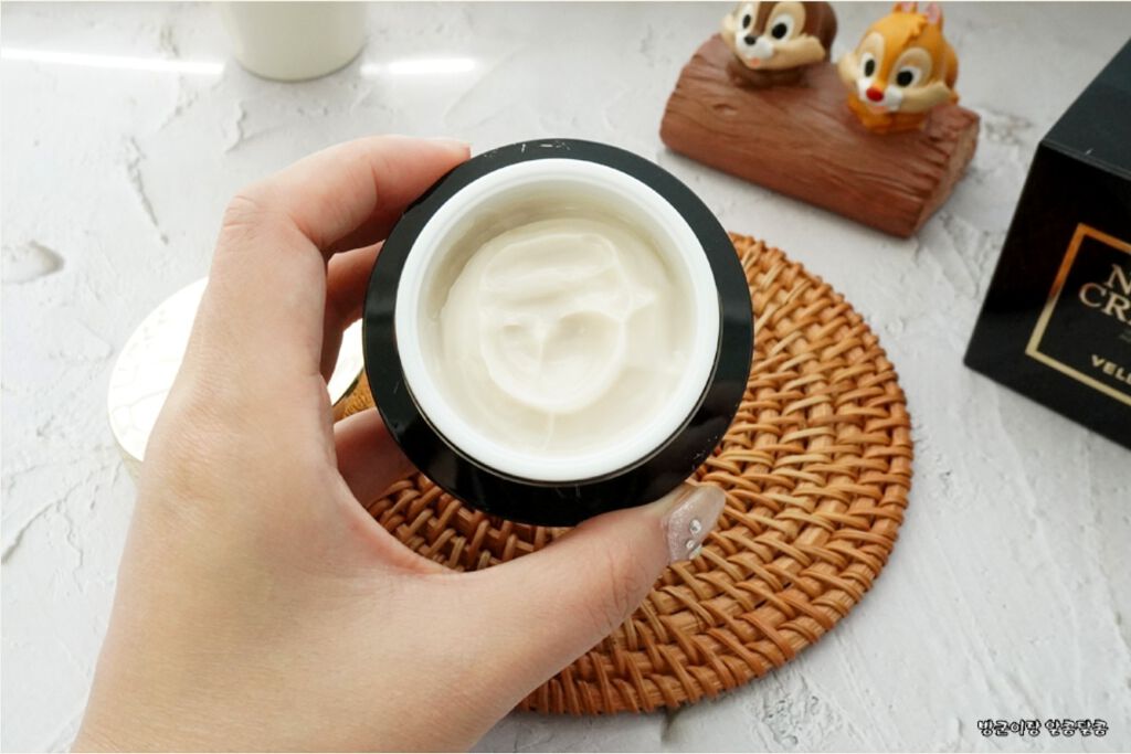 ベラ アルティメットエージ ネッククリーム/VELLA/フェイスクリームを使ったクチコミ(3枚目)