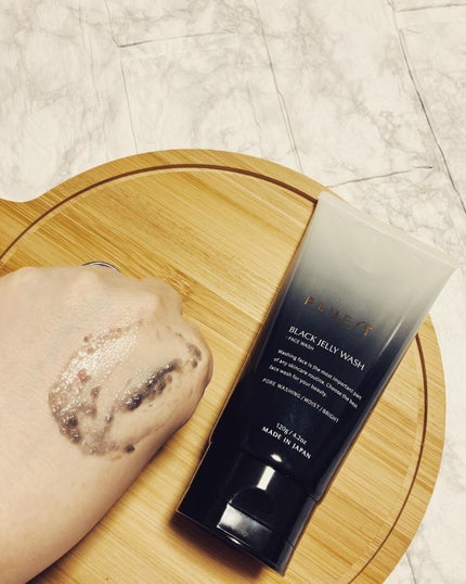 BLACK JELLY WASH(ブラックジェリーウォッシュ)/PLUEST/その他洗顔料を使ったクチコミ(3枚目)