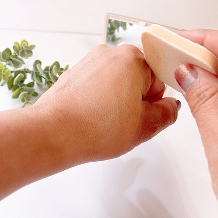 シルキー フィット/COVERMARK/パウダーファンデーションを使ったクチコミ(6枚目)