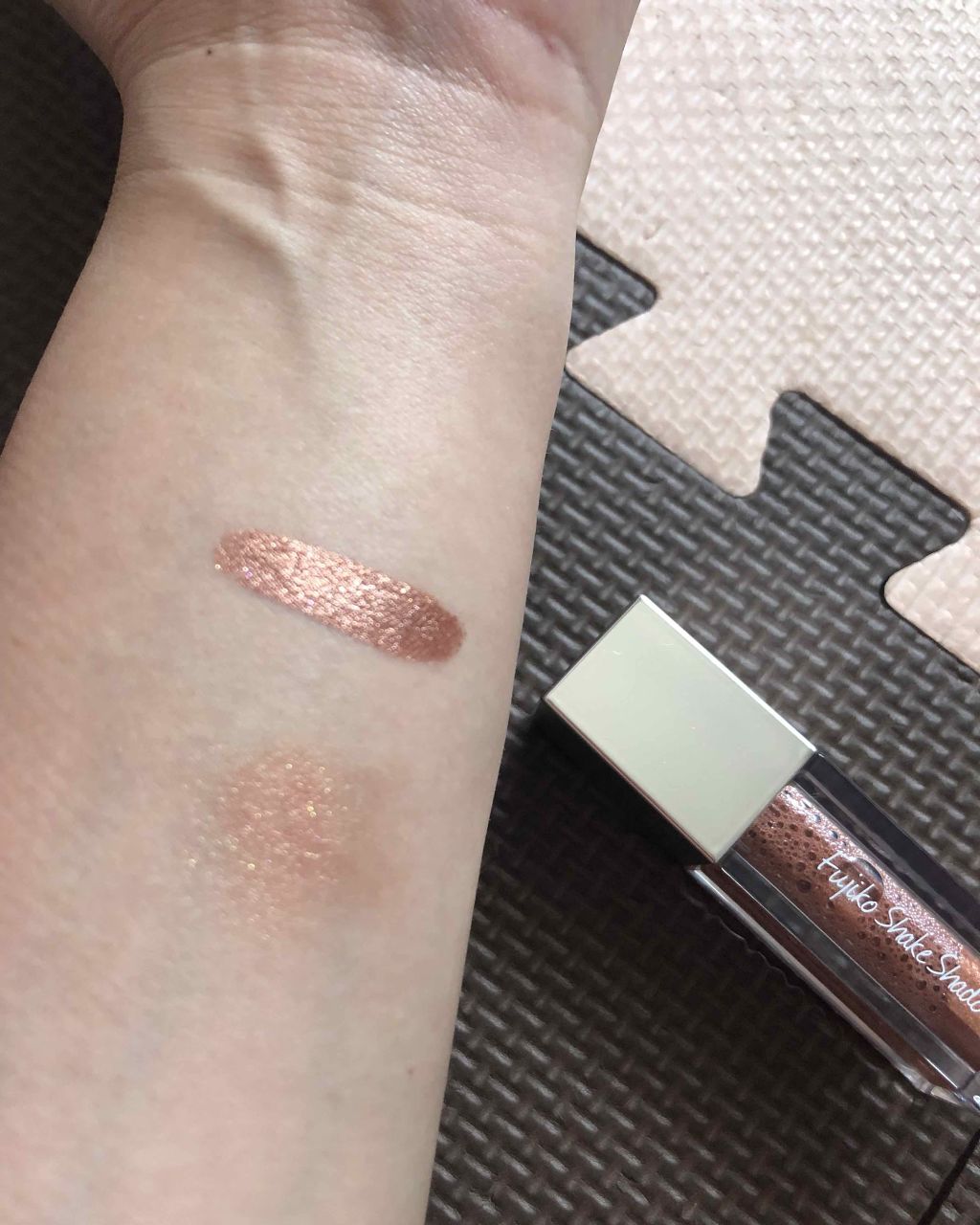 フジコシェイクシャドウ/Fujiko/リキッドアイシャドウを使ったクチコミ(2枚目)