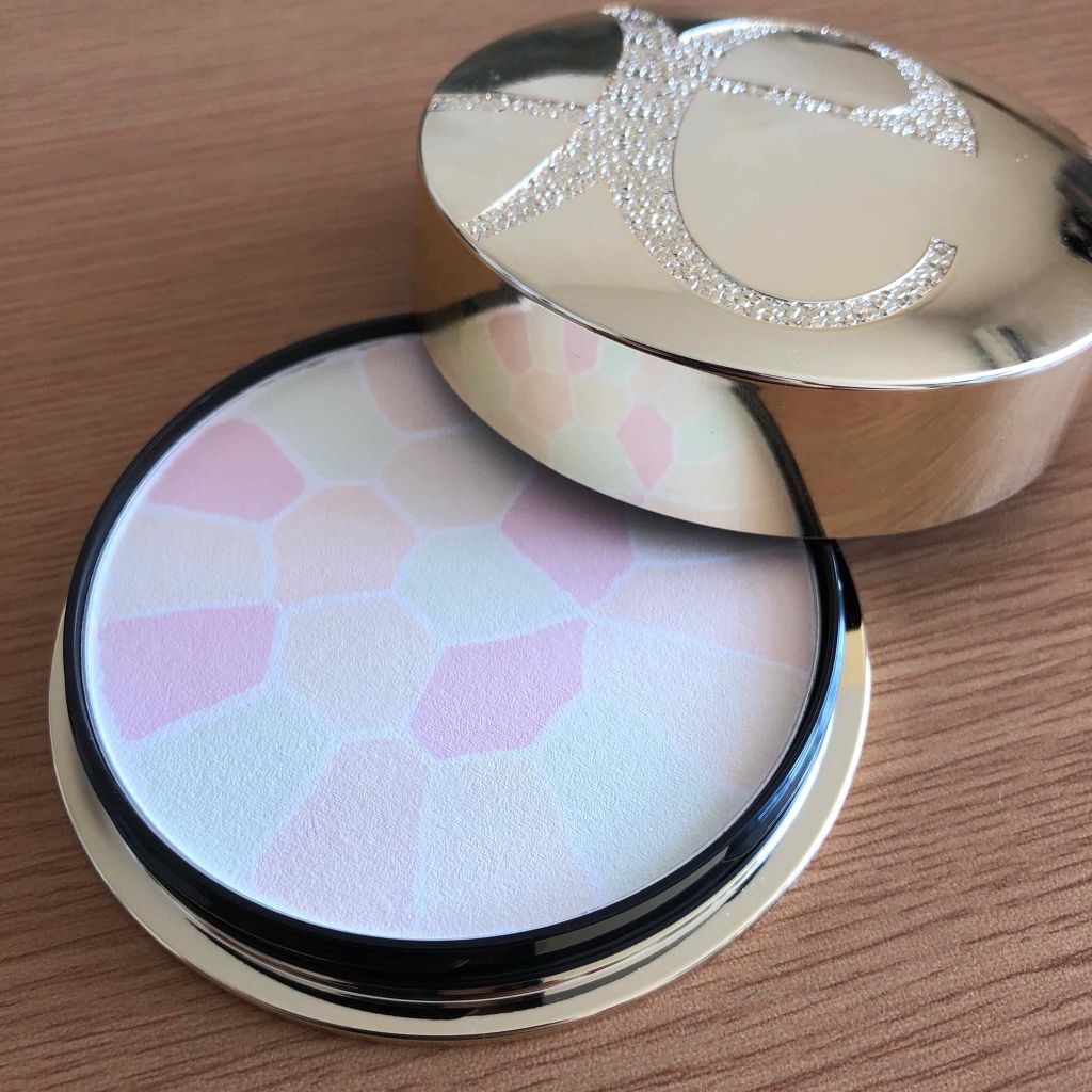 エレガンス ラ プードル オートニュアンス リクスィーズ/Elégance/プレストパウダーを使ったクチコミ(1枚目)