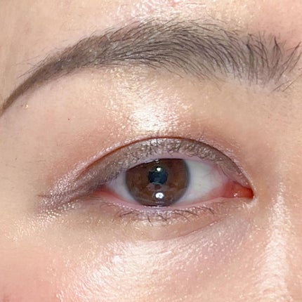 ろく on LIPS 「シンプルでやわらかめなベージュメイク。今週いっぱいはおとなしめ..」(4枚目)