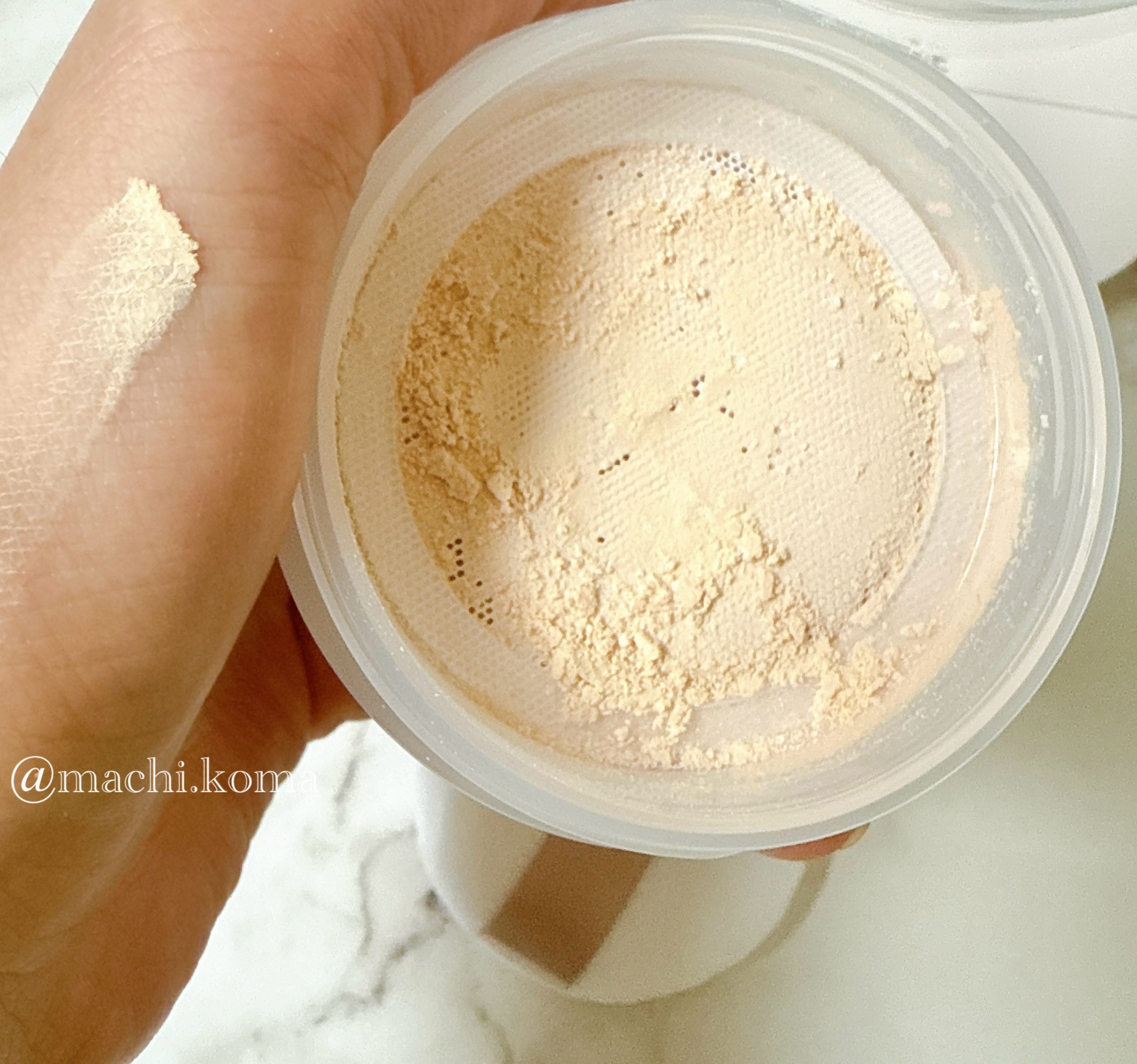 アイメイクベース/CEZANNE/アイシャドウベースを使ったクチコミ（2枚目）