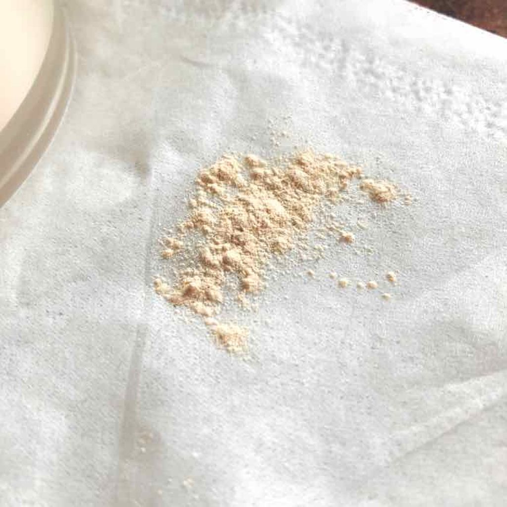 プードゥル ユニヴェルセル リーブル 20 クレール/CHANEL/ルースパウダーを使ったクチコミ（2枚目）