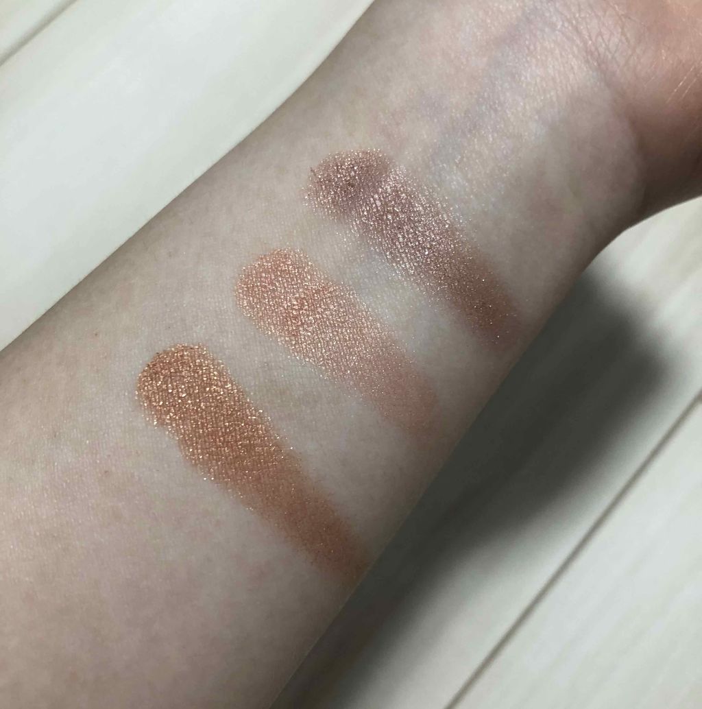 シャドーカスタマイズ/MAJOLICA MAJORCA/単色アイシャドウを使ったクチコミ(3枚目)