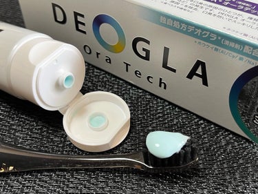 DEOGLA Ora Tech
［デオグラオーラテック］

口臭ケアの決定版
これぞ必須！

口臭は白い歯よりも気になる( 一一)
早速、使ってみました。

爽やかキレイなブルーの歯磨き粉
いいですね～