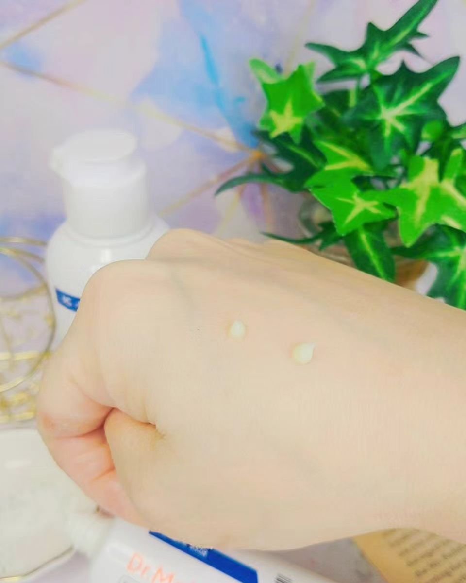 シカエクソームリペアクリーム /Dr.Melaxin/フェイスクリームを使ったクチコミ（2枚目）