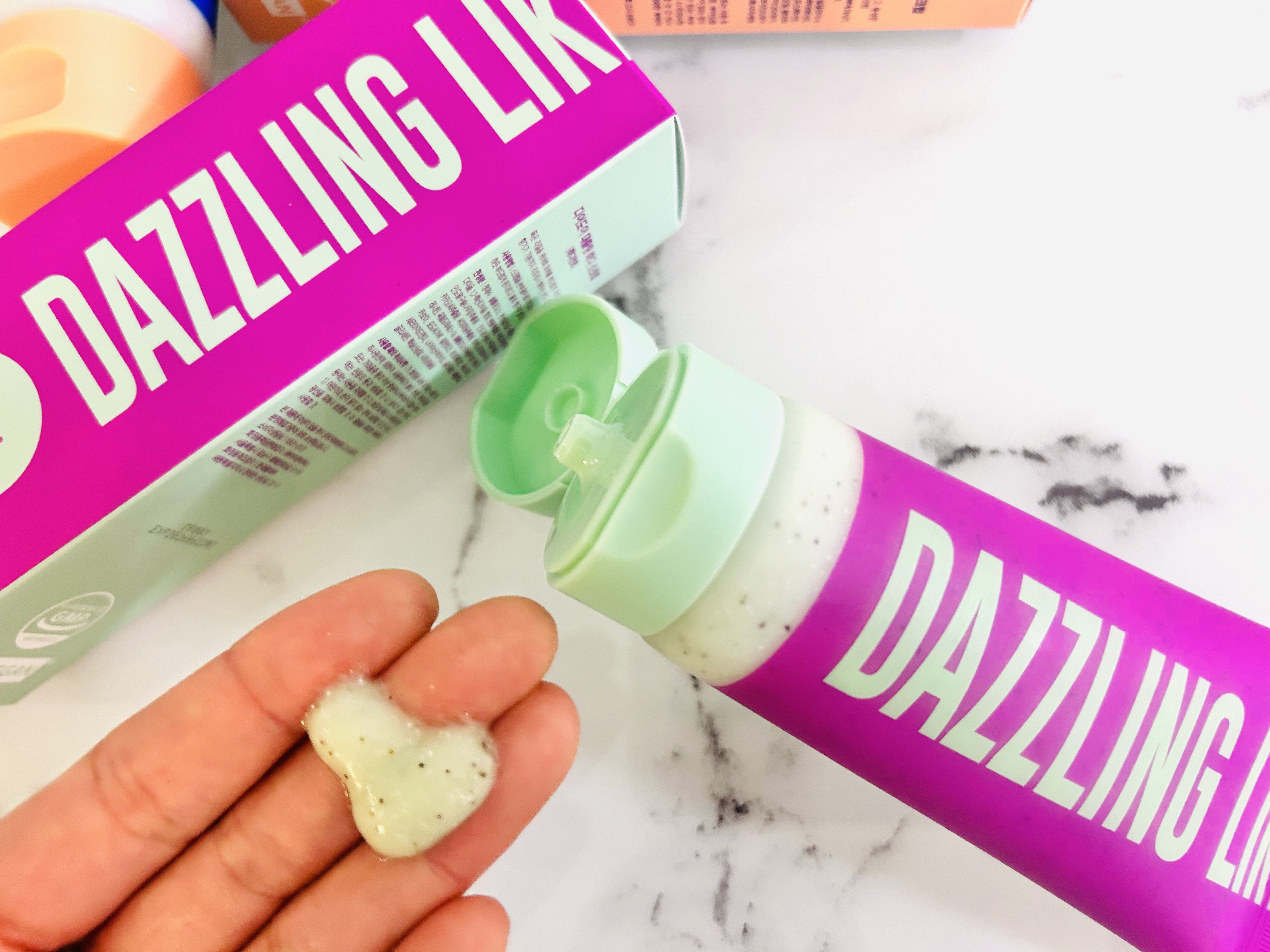 ボディスクラブ（グレープシード×セルロース）/DearDoer/ボディスクラブを使ったクチコミ（2枚目）