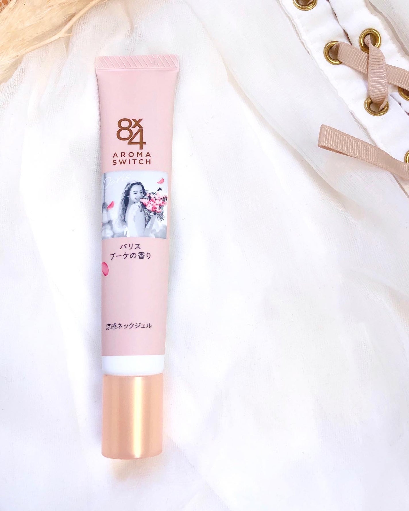 8x4 アロマスイッチ 涼感ネックジェル パリスブーケの香り/8x4/デオドラント・制汗剤を使ったクチコミ(2枚目)