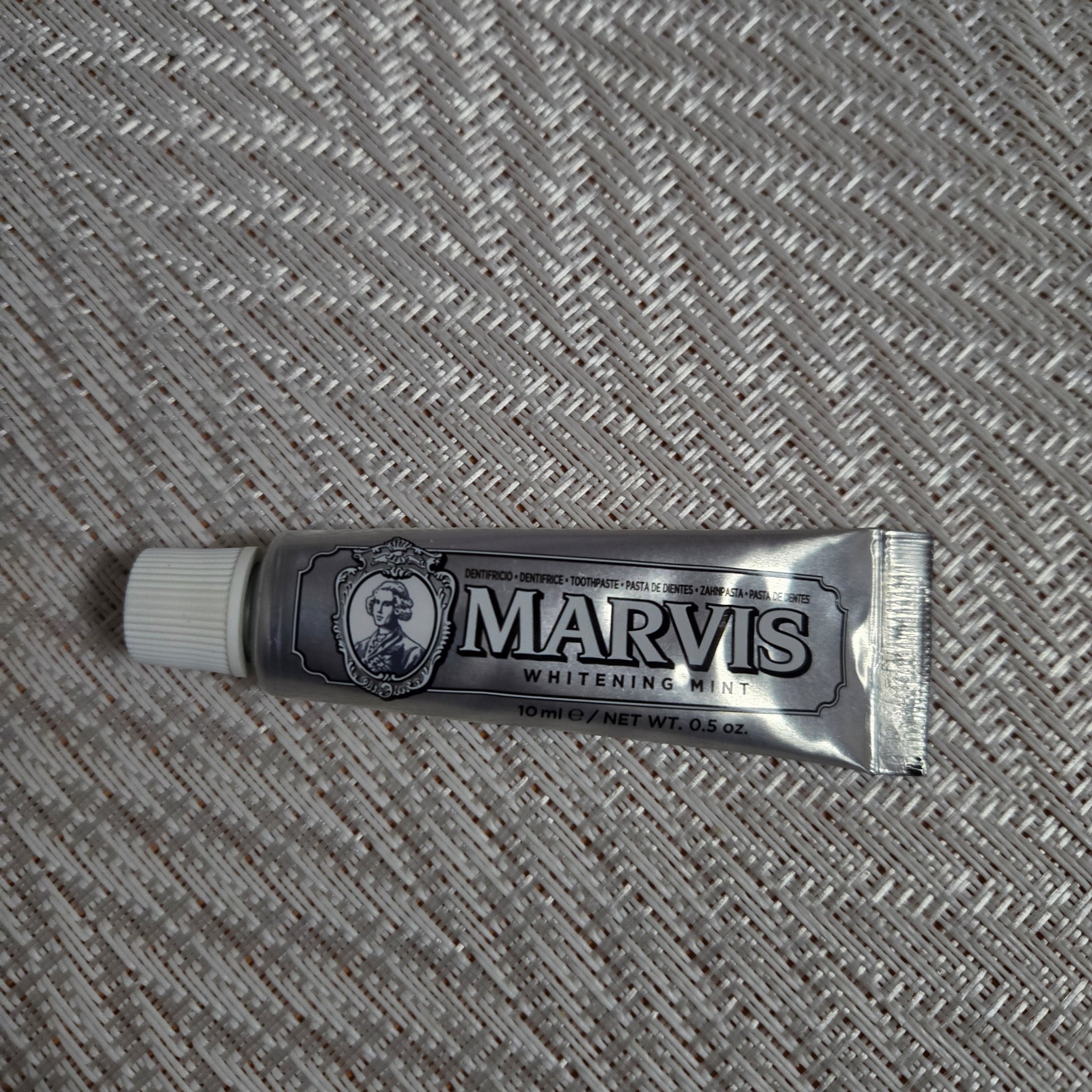 マービス マービスのクチコミ「マービス
イタリアの歯磨き粉

日本で売られているフレーバーや、刺激が少ないタイプとあまり変わ.....」（3枚目）