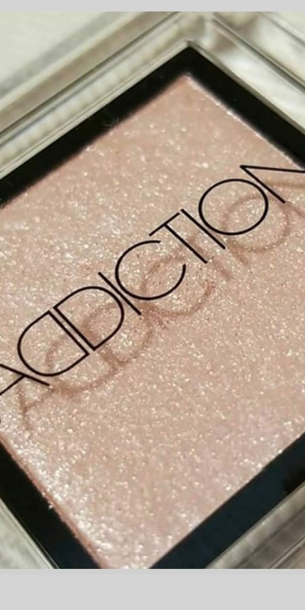 アディクション ザ アイシャドウ/ADDICTION/単色アイシャドウを使ったクチコミ（1枚目）