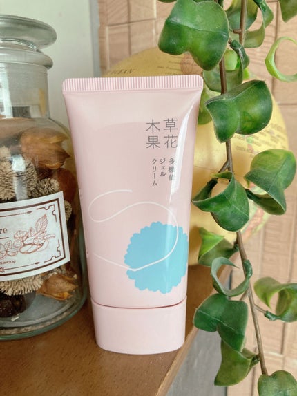 草花木果 多機能ジェルクリーム/草花木果/オールインワン化粧品を使ったクチコミ(4枚目)