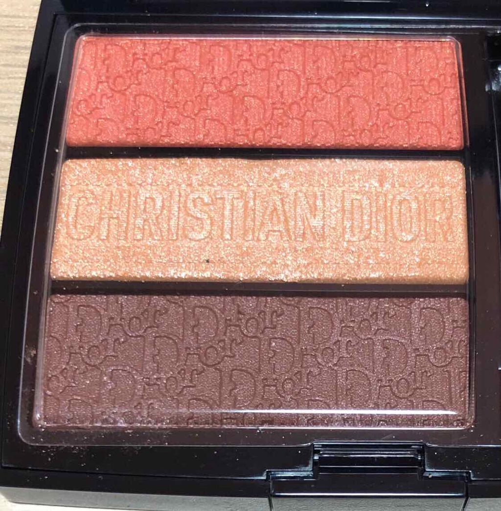 【旧】トリオ ブリック パレット/Dior/アイシャドウパレットを使ったクチコミ(2枚目)