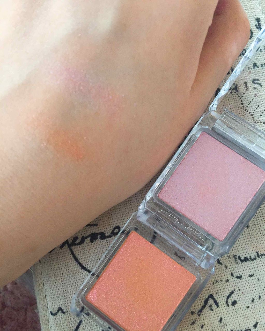 シマリングオーロラアイズ/キャンメイク/単色アイシャドウを使ったクチコミ(2枚目)