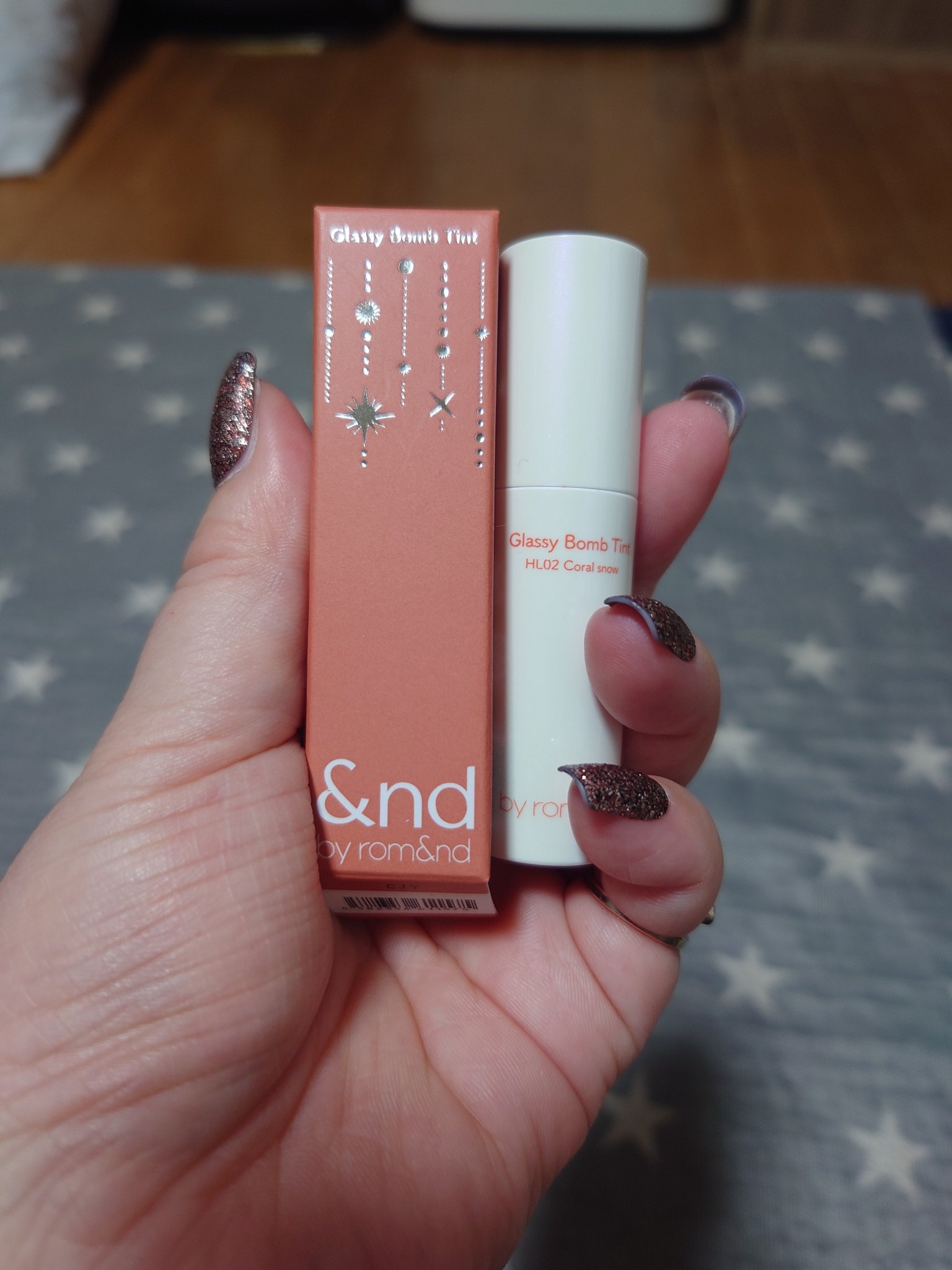 アンドバイロムアンド　グラッシーボムティント/&nd by rom&nd/リップティントを使ったクチコミ（1枚目）