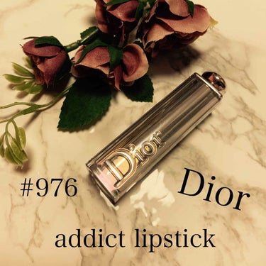 
Dior 
アディクトリップスティック
#Dior976 #ビーディオール 
3900円

色が凄く好みで買いました^ ^
赤とピンクが混ざったような。
どちらかというとピンク寄りで
少量のラメが見え