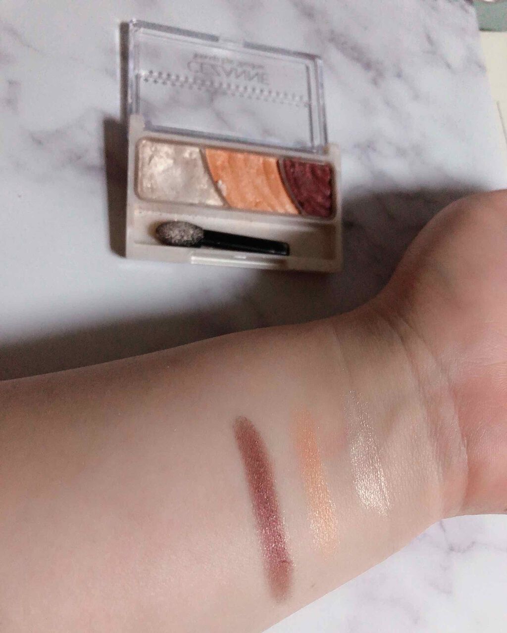 トーンアップアイシャドウ/CEZANNE/アイシャドウパレットを使ったクチコミ（2枚目）