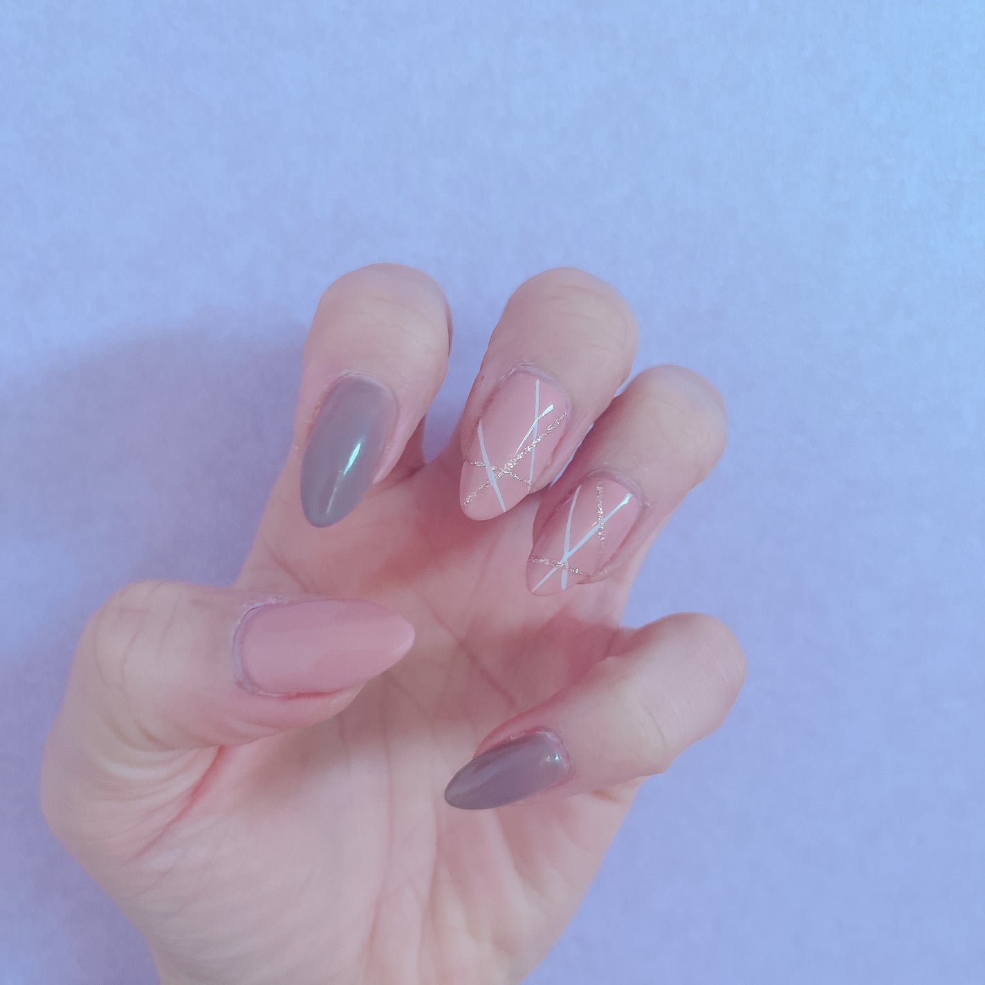 riii-.-noo on LIPS 「💅✨手元はずっと綺麗にしていたい✨#nail#ネイル#オフィス..」(1枚目)