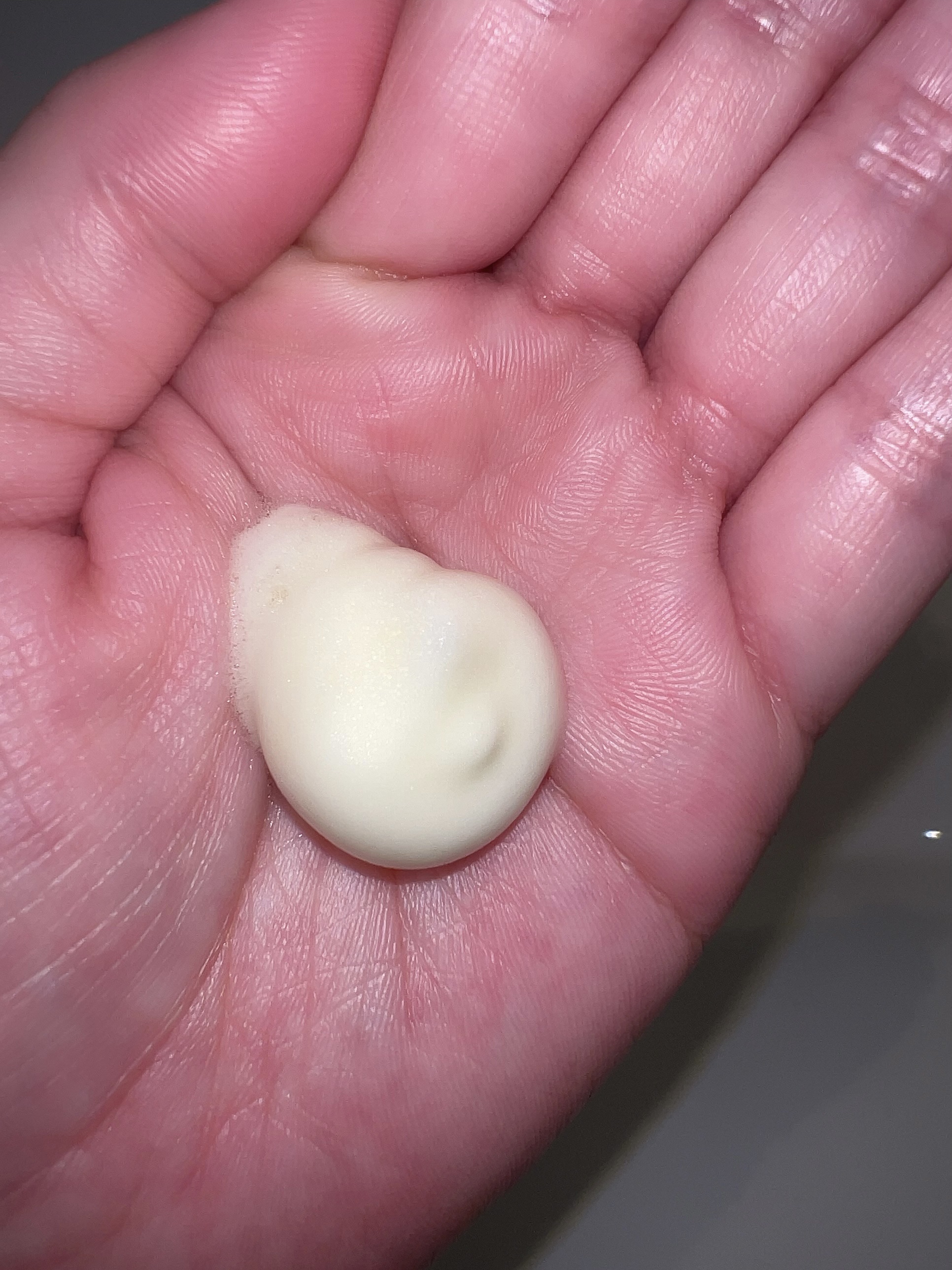 バブルエステ 炭酸洗顔フォーム/AMPULE SHOT/泡洗顔を使ったクチコミ（3枚目）