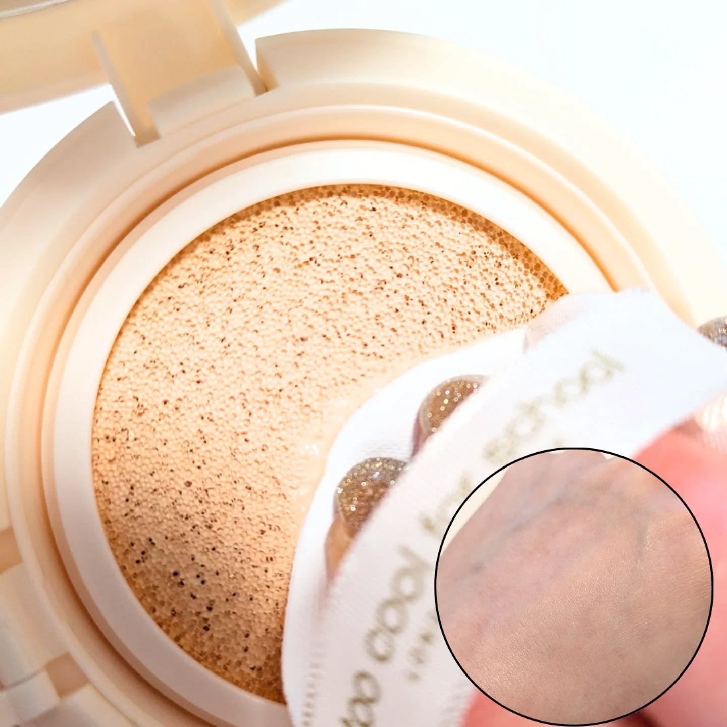 フィクシングヌードクッション #2C クールペタル/too cool for school/クッションファンデーションを使ったクチコミ（3枚目）