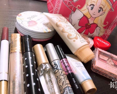 いつも楽々ちゃん on LIPS 「👝私のポーチ3月レギュラー👝メイクをしっかりし始めて約二か月で..」（2枚目）