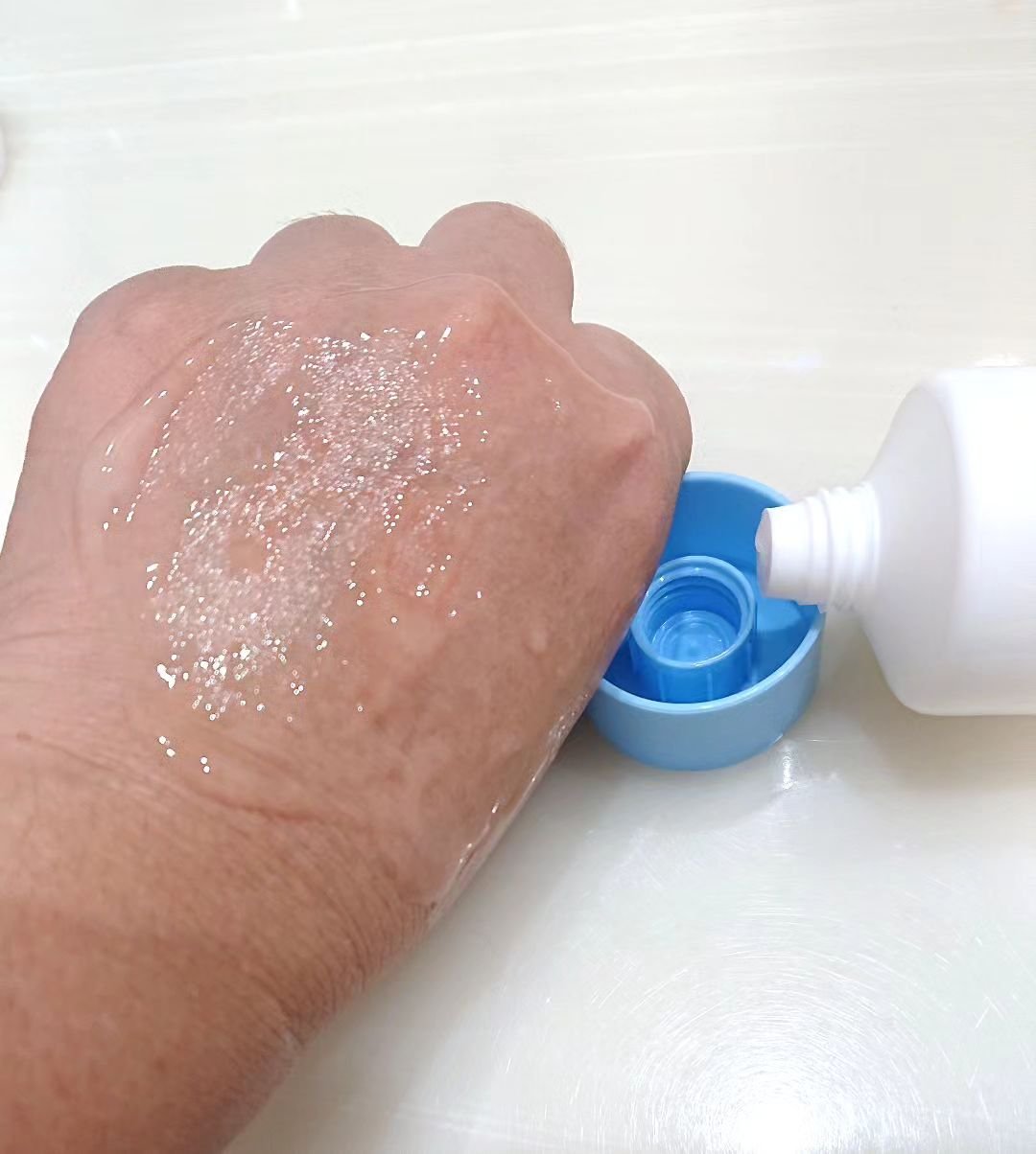 美白乃美人ピーリングジェル/ブレーンコスモス/ピーリングを使ったクチコミ（3枚目）