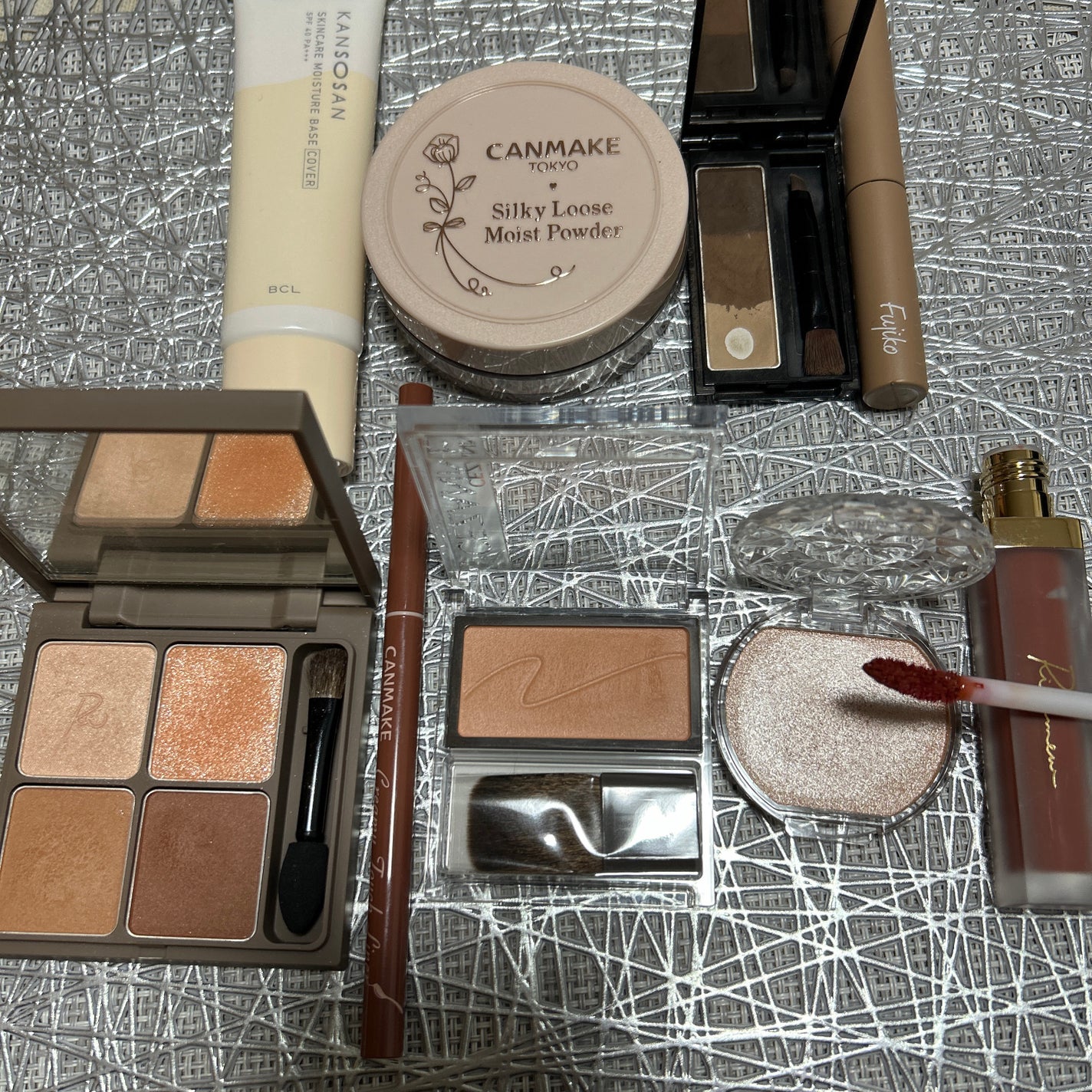 ケイト デザイニングアイブロウ3D/KATE/パウダーアイブロウを使ったクチコミ(2枚目)