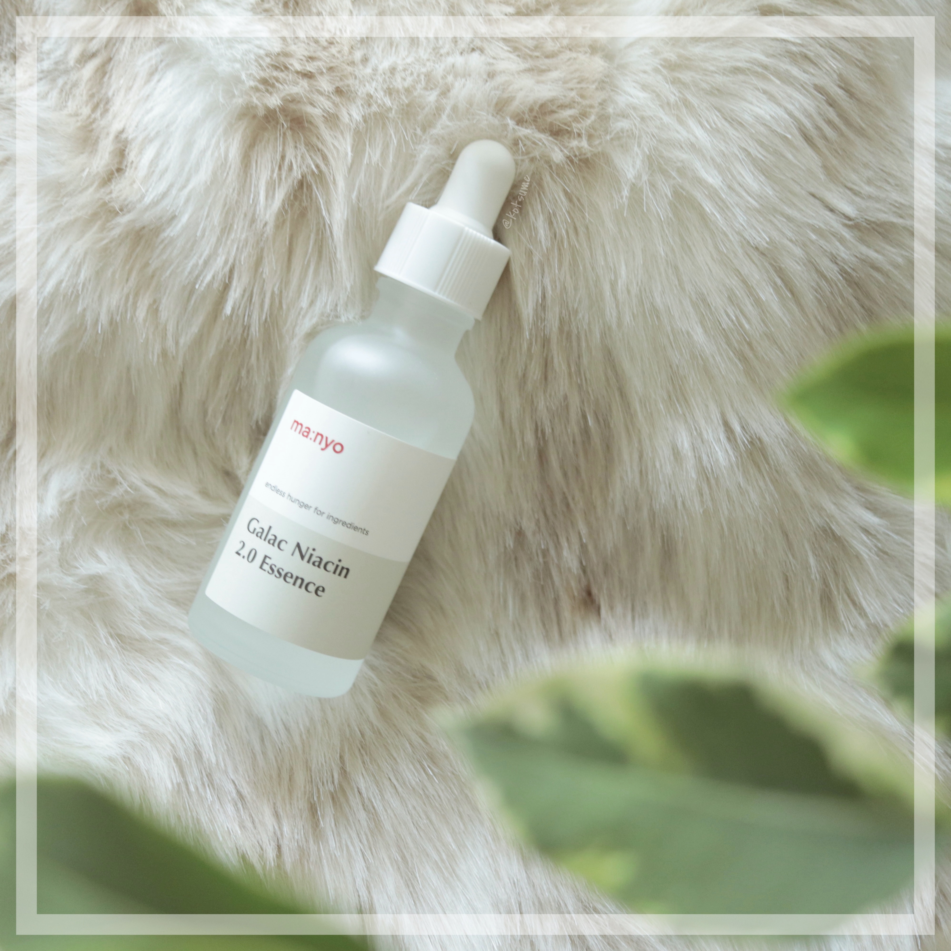 #manyo

✴︎ ✴︎ ✴︎ ︎✴︎ ✴︎ ✴︎ ✴︎ ✴︎

魔女工場
ガラク ナイアシン2.0エッセンス

✴︎ ✴︎ ✴︎ ︎✴︎ ✴︎ ✴︎ ✴︎ ✴︎

まるで水のようなサラサラのテクスチャで
素早くお肌に馴染んでくれる使いや