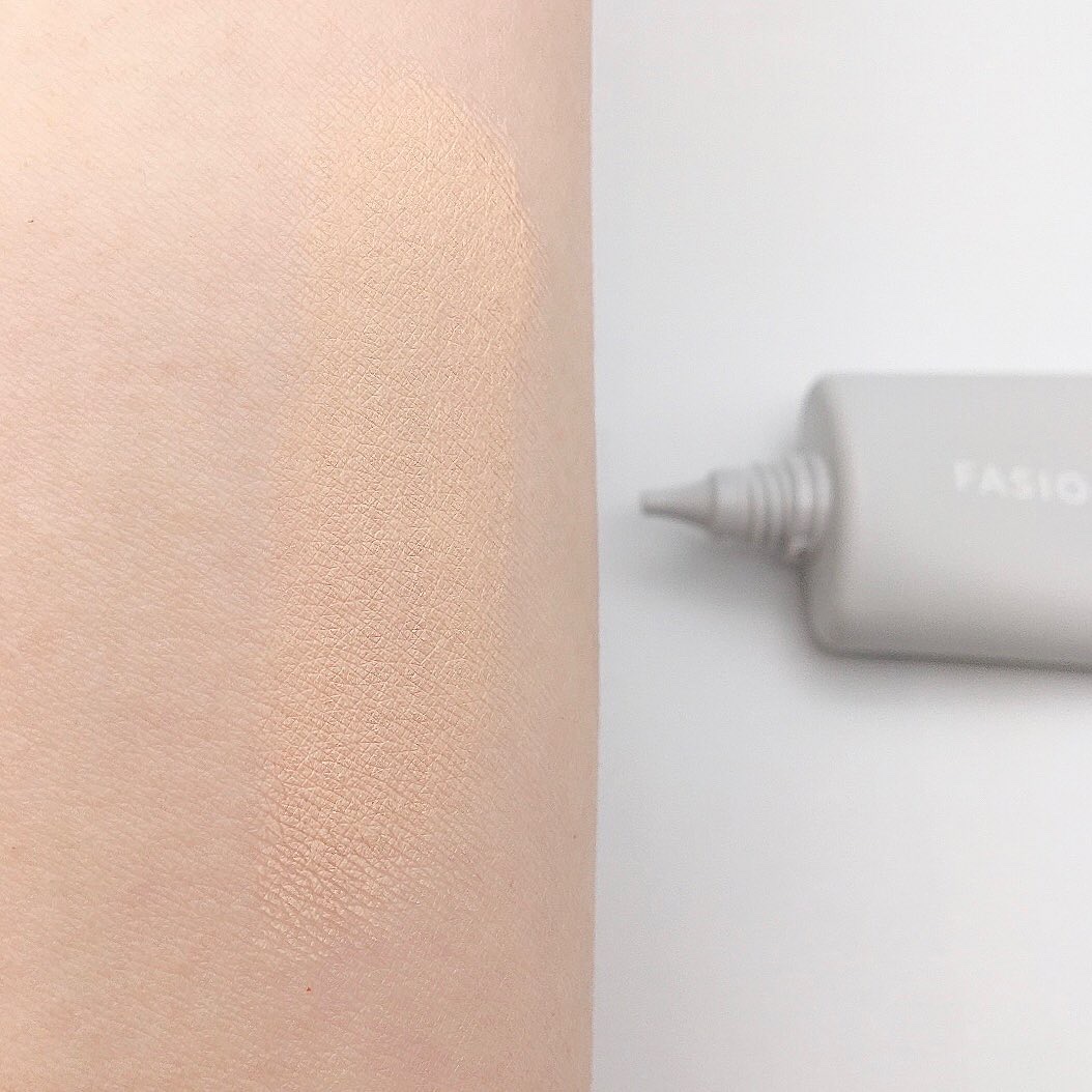 ウルトラカバー コンシーラー WP/FASIO/クリームコンシーラーを使ったクチコミ（3枚目）