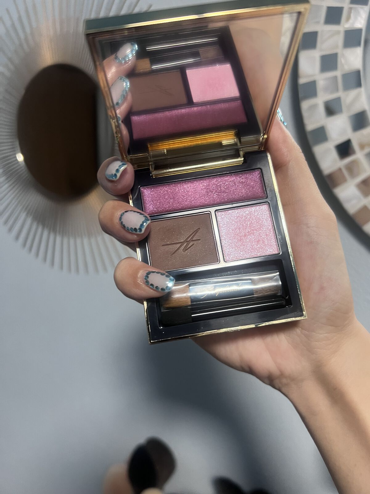 コンスピキュアス アイズ/Amplitude/アイシャドウパレットを使ったクチコミ（2枚目）