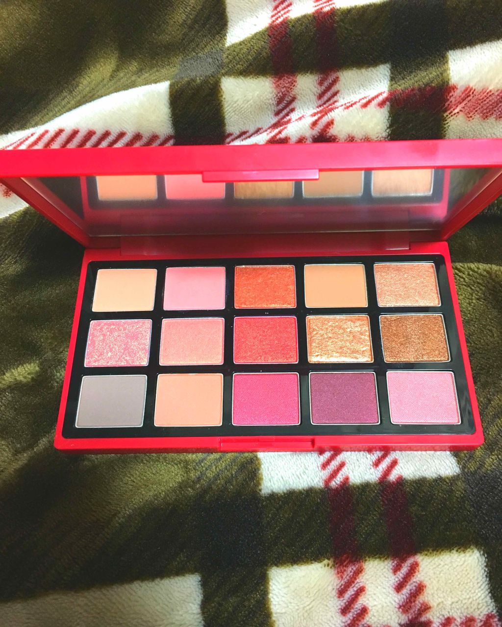 プレイカラーアイパレット ベストラブ/ETUDE/アイシャドウパレットを使ったクチコミ（2枚目）