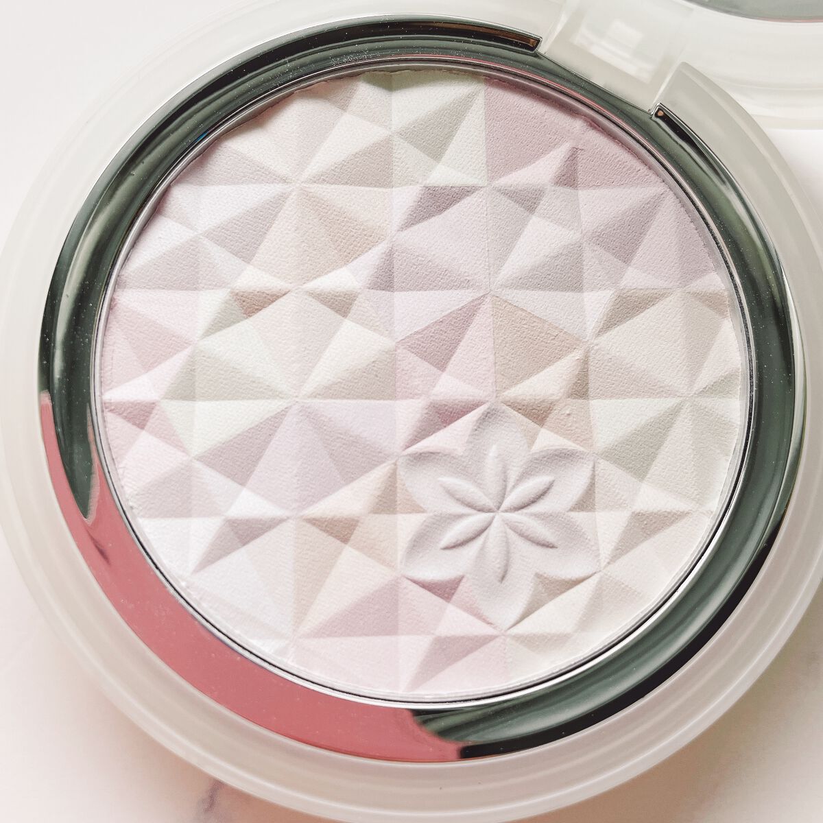 AQ オーラ リフレクター/DECORTÉ/プレストパウダーを使ったクチコミ(5枚目)