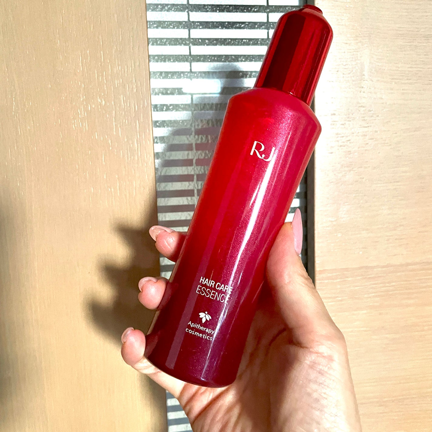 薬用 RJ地肌ケア エッセンス /アピセラピーコスメティクス/頭皮ローションを使ったクチコミ(1枚目)