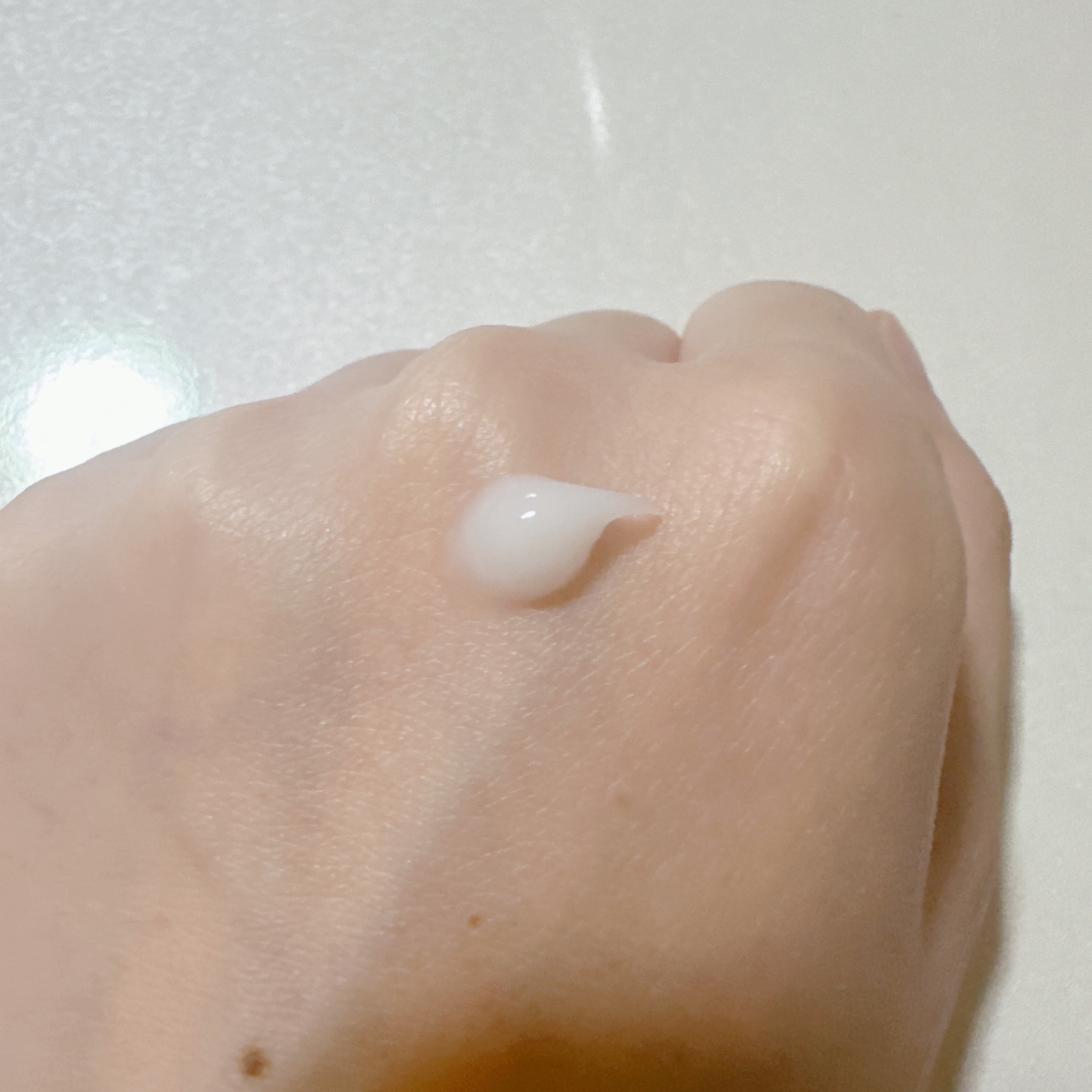 CP-1 プレミアムシルクアンプルのクチコミ「CP-1 プレミアムシルクアンプル


スタイルコリアンで購入しました！


カラーやパーマな.....」（3枚目）