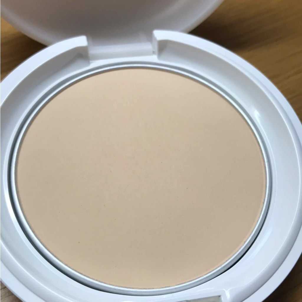 薬用 エアリースキンケアヴェール/d プログラム/プレストパウダーを使ったクチコミ（3枚目）