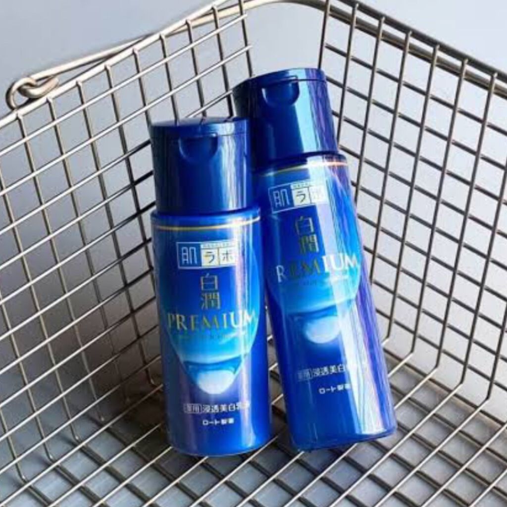 白潤プレミアム 薬用浸透美白化粧水(しっとりタイプ)/肌ラボ/化粧水を使ったクチコミ（1枚目）