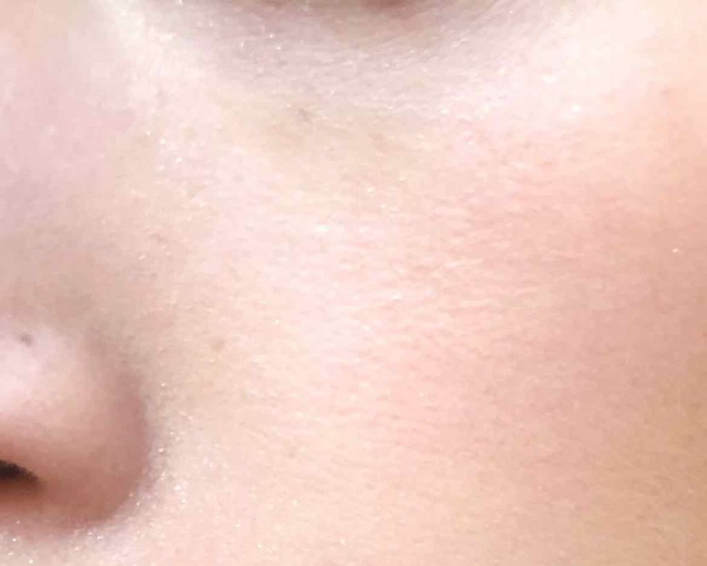 エアリーチュール ラスティングルースパウダー 01 natural/JILL STUART/パウダーファンデーションを使ったクチコミ（2枚目）