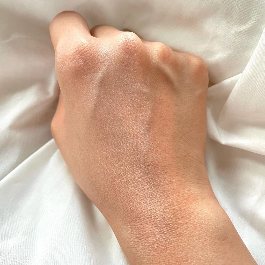 Hiromi【カラコン・コスメ好き】 on LIPS 「𝐦𝐮𝐝𝐞.ハグクッションファンデ.あのマスカラで人気のmude..」(6枚目)