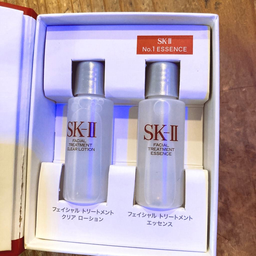 @SHON_#0825 on LIPS 「試供品のSKーⅡです。拭き取り化粧水でお肌を整えるローションと..」(1枚目)