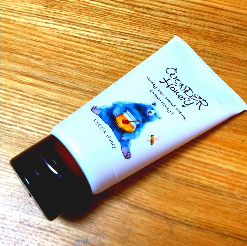 ワンダーハニー しっとりハンドクリーム/VECUA Honey/ハンドクリームを使ったクチコミ（1枚目）