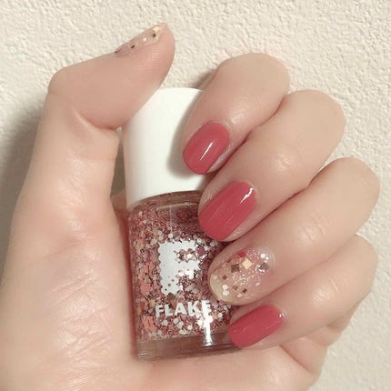 AT フレーク ネイル グリッター/Art Collection/マニキュアを使ったクチコミ(1枚目)